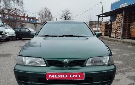 Nissan Almera, 1998 год, 250 000 рублей, 1 фотография