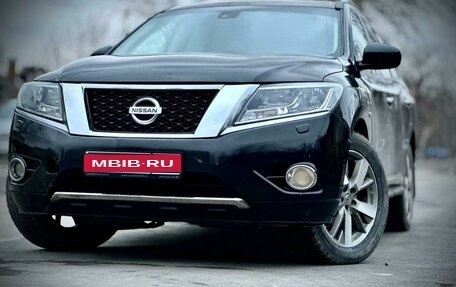 Nissan Pathfinder, 2015 год, 2 100 000 рублей, 1 фотография