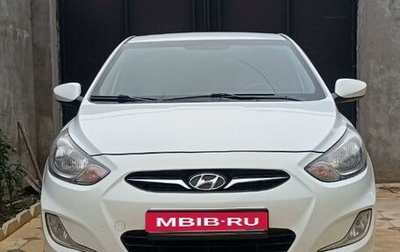 Hyundai Solaris II рестайлинг, 2013 год, 985 000 рублей, 1 фотография