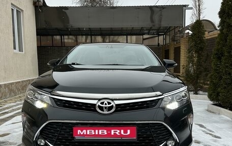 Toyota Camry, 2016 год, 2 300 000 рублей, 1 фотография