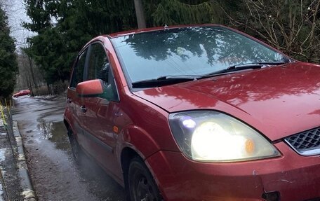 Ford Fiesta, 2006 год, 395 000 рублей, 1 фотография