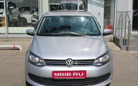 Volkswagen Polo VI (EU Market), 2012 год, 595 000 рублей, 2 фотография