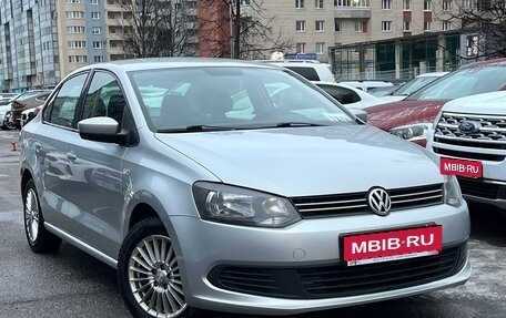 Volkswagen Polo VI (EU Market), 2014 год, 829 000 рублей, 1 фотография