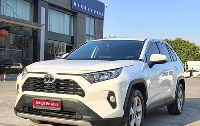 Toyota RAV4, 2022 год, 2 575 000 рублей, 1 фотография