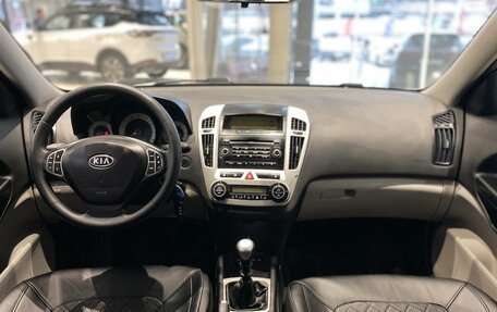 KIA cee'd I рестайлинг, 2009 год, 695 990 рублей, 2 фотография