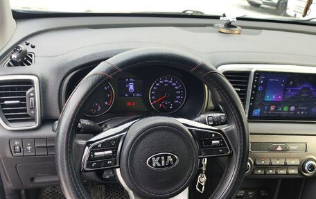 KIA Sportage IV рестайлинг, 2018 год, 1 555 000 рублей, 5 фотография