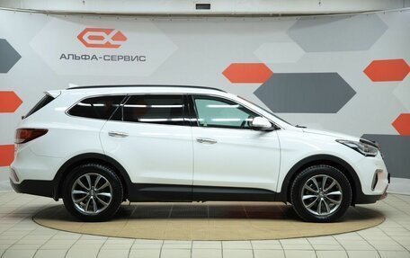 Hyundai Santa Fe III рестайлинг, 2017 год, 2 890 000 рублей, 4 фотография