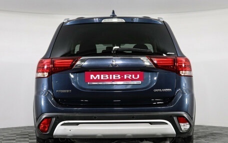 Mitsubishi Outlander III рестайлинг 3, 2019 год, 2 589 000 рублей, 6 фотография