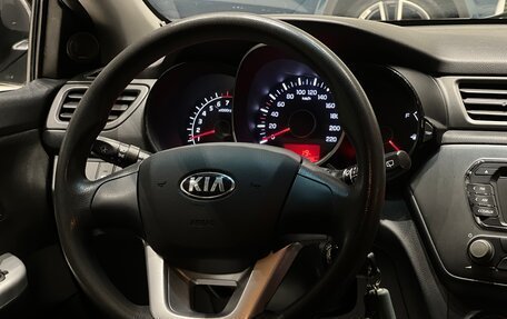 KIA Rio III рестайлинг, 2013 год, 895 000 рублей, 12 фотография