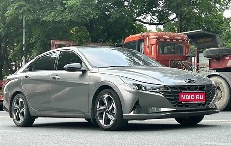 Hyundai Elantra, 2022 год, 1 270 000 рублей, 3 фотография