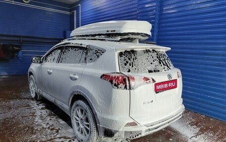 Toyota RAV4, 2017 год, 2 050 000 рублей, 8 фотография