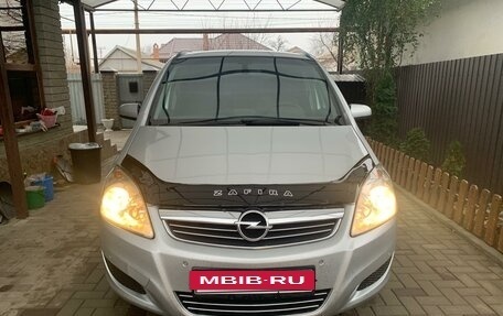 Opel Zafira B, 2009 год, 950 000 рублей, 10 фотография