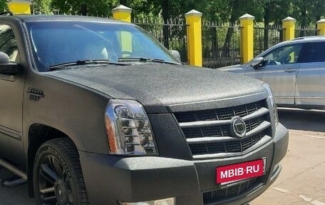 Cadillac Escalade III, 2010 год, 3 000 000 рублей, 2 фотография