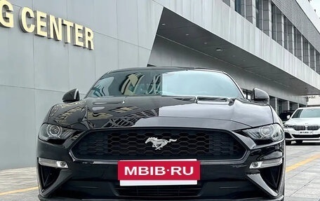 Ford Mustang VI рестайлинг, 2021 год, 3 740 000 рублей, 2 фотография