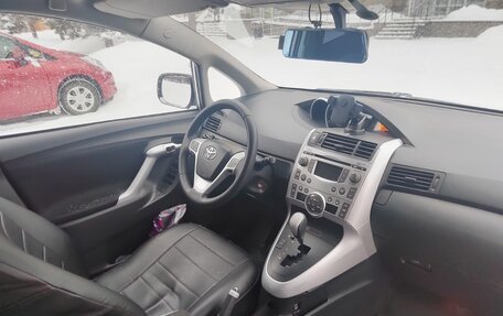 Toyota Verso I, 2010 год, 1 290 000 рублей, 3 фотография