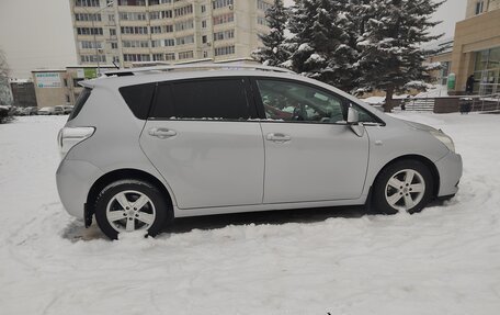 Toyota Verso I, 2010 год, 1 290 000 рублей, 2 фотография