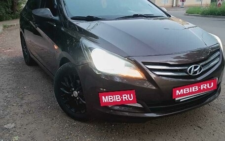 Hyundai Solaris II рестайлинг, 2015 год, 1 150 000 рублей, 8 фотография