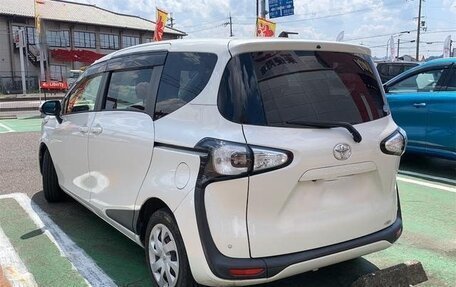 Toyota Sienta II, 2016 год, 1 250 000 рублей, 3 фотография