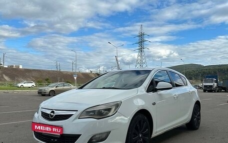 Opel Astra J, 2012 год, 700 000 рублей, 2 фотография