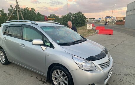 Toyota Verso I, 2009 год, 1 350 000 рублей, 1 фотография