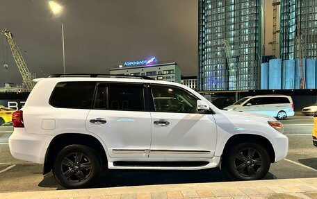 Toyota Land Cruiser 200, 2012 год, 3 499 000 рублей, 1 фотография