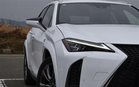 Lexus UX I, 2021 год, 2 900 000 рублей, 3 фотография