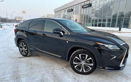 Lexus RX IV рестайлинг, 2018 год, 5 950 000 рублей, 4 фотография