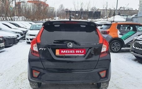 Honda Fit III, 2017 год, 1 050 000 рублей, 3 фотография