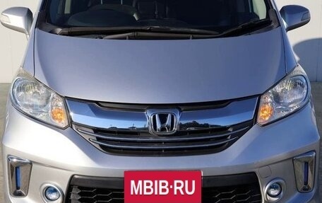 Honda Freed I, 2016 год, 908 000 рублей, 14 фотография