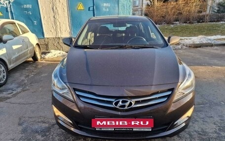 Hyundai Solaris II рестайлинг, 2015 год, 1 350 000 рублей, 2 фотография