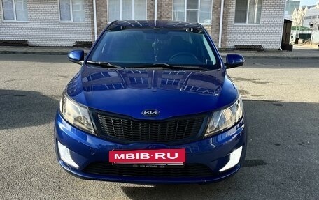 KIA Rio III рестайлинг, 2012 год, 900 000 рублей, 2 фотография