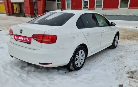 Volkswagen Jetta VI, 2015 год, 1 250 000 рублей, 2 фотография