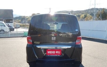 Honda Freed I, 2016 год, 914 000 рублей, 5 фотография