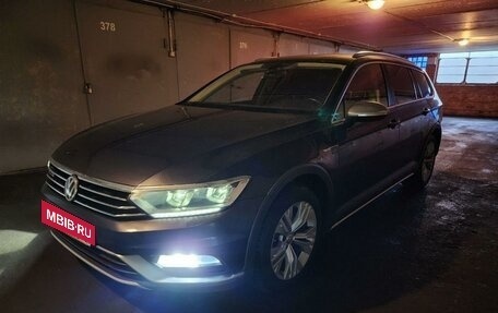 Volkswagen Passat B8 рестайлинг, 2017 год, 3 450 000 рублей, 10 фотография