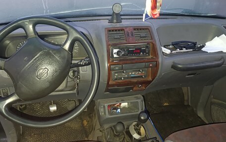 Nissan Terrano II рестайлинг, 1997 год, 320 000 рублей, 4 фотография