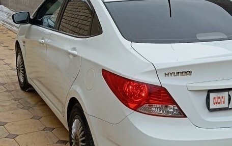 Hyundai Solaris II рестайлинг, 2013 год, 985 000 рублей, 5 фотография