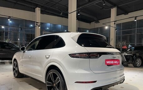 Porsche Cayenne III, 2023 год, 13 950 000 рублей, 2 фотография