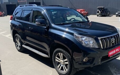 Toyota Land Cruiser Prado 150 рестайлинг 2, 2010 год, 3 200 000 рублей, 4 фотография