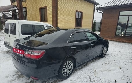 Toyota Camry, 2017 год, 2 090 000 рублей, 4 фотография