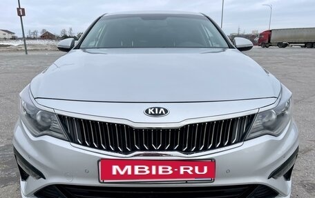 KIA Optima IV, 2019 год, 1 990 000 рублей, 2 фотография