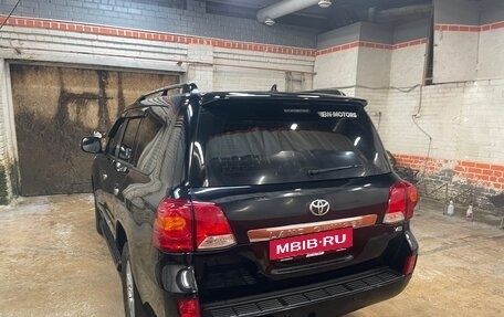 Toyota Land Cruiser 200, 2014 год, 4 370 000 рублей, 6 фотография