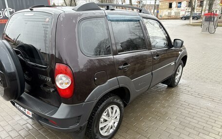 Chevrolet Niva I рестайлинг, 2012 год, 680 000 рублей, 5 фотография