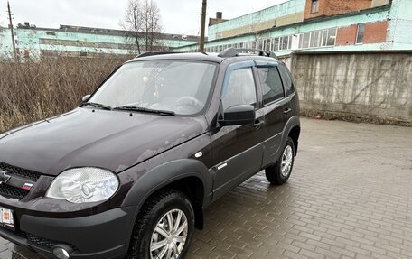 Chevrolet Niva I рестайлинг, 2012 год, 680 000 рублей, 3 фотография