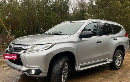 Mitsubishi Pajero Sport III рестайлинг, 2016 год, 2 160 000 рублей, 4 фотография