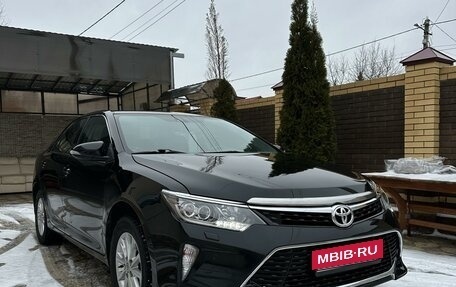 Toyota Camry, 2016 год, 2 300 000 рублей, 4 фотография