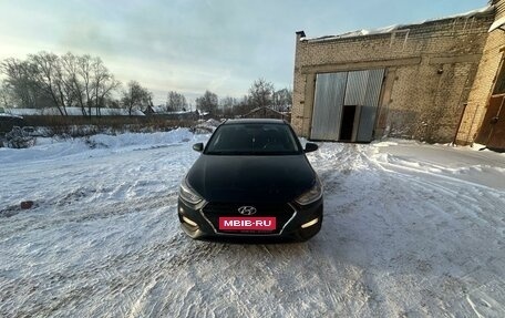 Hyundai Solaris II рестайлинг, 2017 год, 1 500 000 рублей, 2 фотография