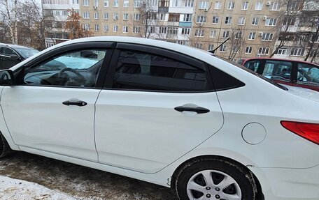 Hyundai Solaris II рестайлинг, 2013 год, 950 000 рублей, 8 фотография