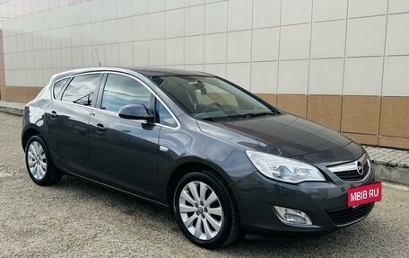 Opel Astra J, 2012 год, 950 000 рублей, 2 фотография