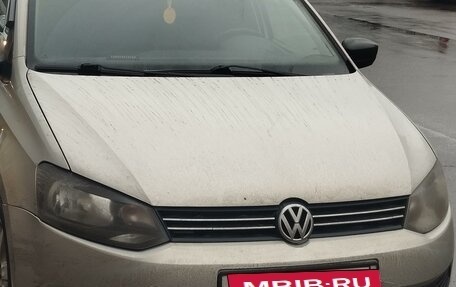 Volkswagen Polo VI (EU Market), 2013 год, 750 000 рублей, 3 фотография