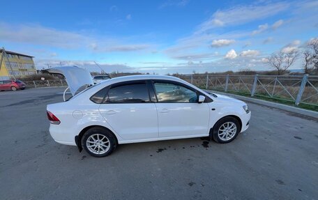 Volkswagen Polo VI (EU Market), 2011 год, 890 000 рублей, 4 фотография